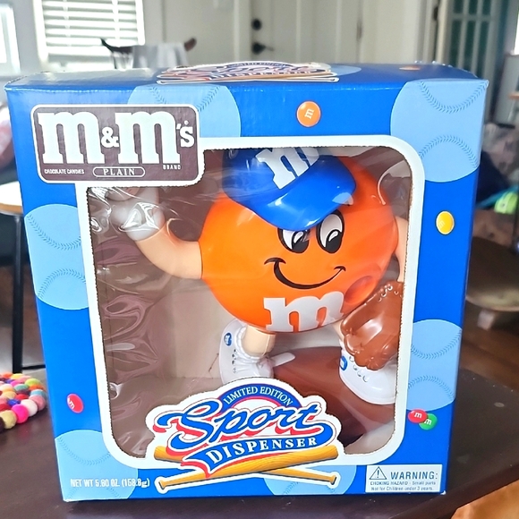 M&M's Sport Dispenser - Orange and Blue - Picture 1 of 7